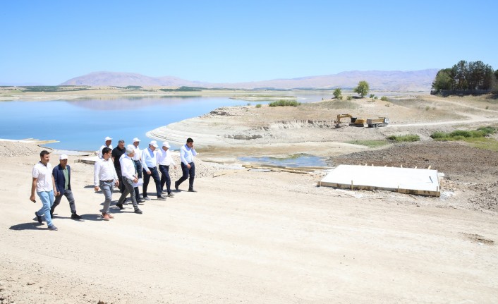 Başkan Güder’e Bir Tebrik De Milletvekili Çakır’dan