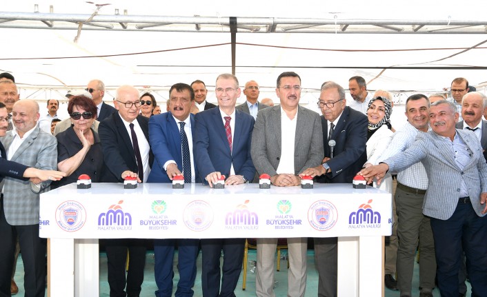 Bilkent Üniversitesi Eğitim Kampüsünün Temeli Törenle Atıldı