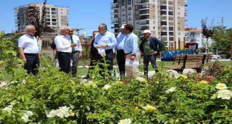 Milletvekili Çakır ve Başkan Güder, gül bahçesini inceledi