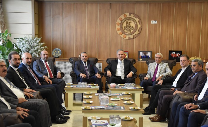 Çakır ve Güder’den Başkan Sadıkoğlu’na hayırlı olsun ziyareti