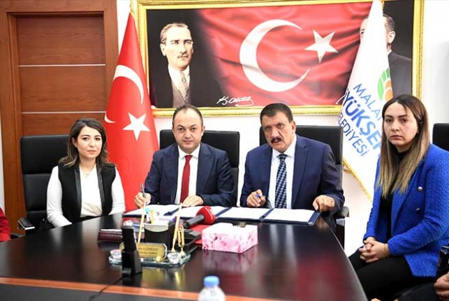 Büyükşehir Belediyesi ve Malatya Barosu Arasında Protokol İmzalandı