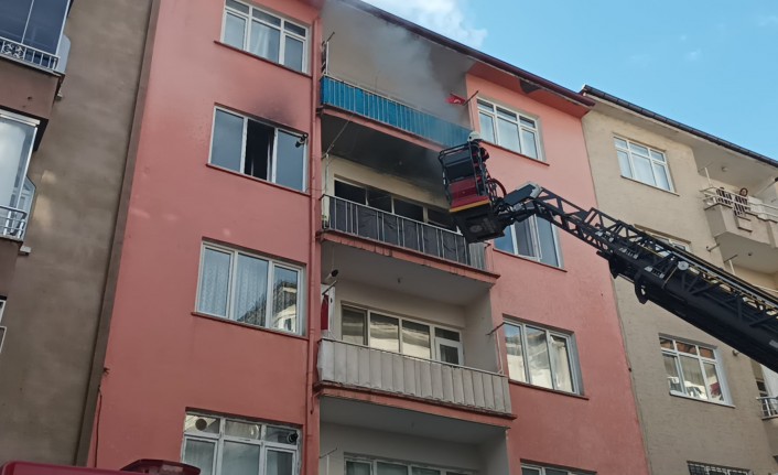 Malatya'da Bir Evde Çıkan Yangın Korkuttu