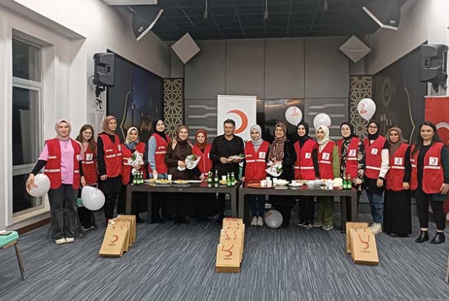 Türk Kızılay Yeşilyurt Şubesinde Dünya Gönüllüler Günü kutlaması