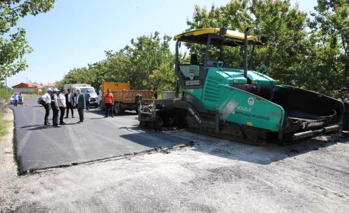 Başkan Güder: ‘İlçe genelinde asfalt serimlerini bu yıl bitirmeyi hedefliyoruz’