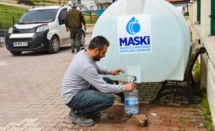 Maski, Bakteri Riskine Karşı Su Tanklarını Kaldırıyor