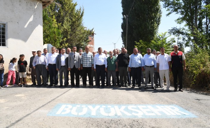 Başkan Gürkan Duranlar Ve Göktarla Mahallelerine Ziyaret Etti