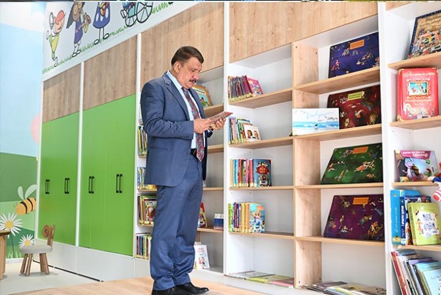 Başkan Gürkan Malatya İl Halk Kütüphanesinde İncelemelerde Bulundu