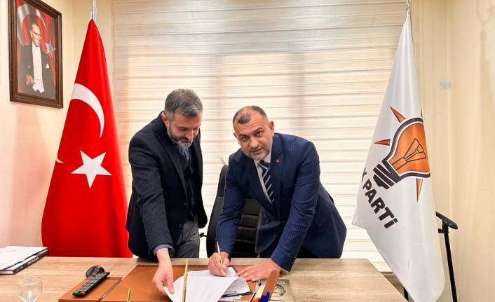 Mustafa Katipoğlu'da Yeşilyurt İlçe Belediye Başkanlığı İçin Aday Adayı