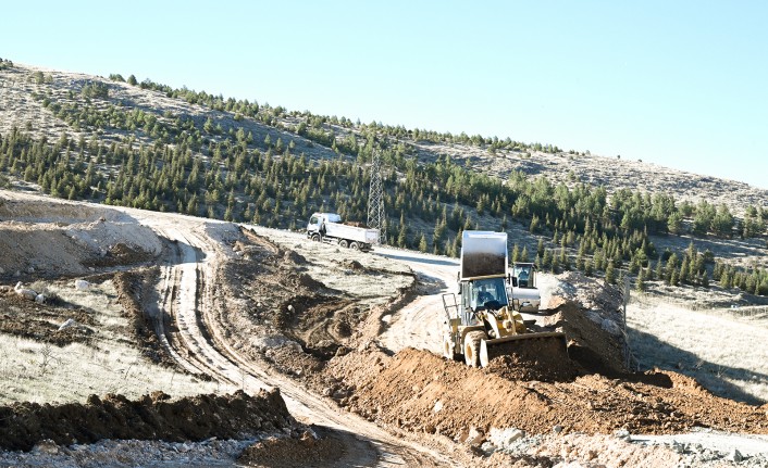 Başkan Gürkan, 310 Geçici Konut Alanında İncelemelerde Bulundu