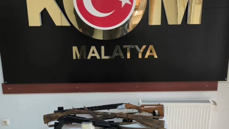 Malatya'da Silah ve Uyuşturucu Ele Geçirildi