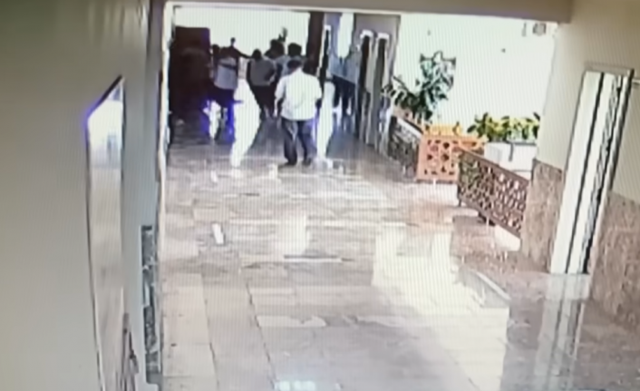 Bakan Kurum: 'Malatya’da 18 az hasarlı bina tespit edilmiştir'