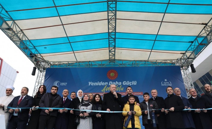 Cumhurbaşkanı Erdoğan, Yeşilyurt Belediyesi Yeni Hizmet Binasının Açılışını Yaptı
