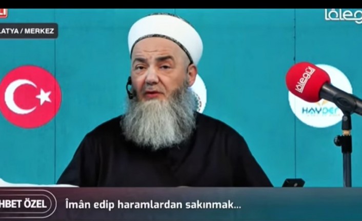 Cübbeli Ahmet Hoca:' Zina Yapıyorlar Sonra Kayısılar Yandı Diye Bağırıyorlar'