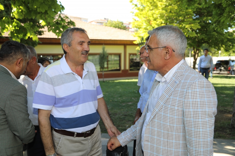 Başkan Güder, Vatandaşların Bayramını Kutladı