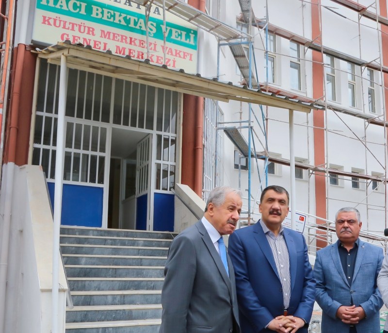 Başkan Gürkan, Hacı Bektaş Veli Kültür Merkezi Vakfı’nda Yapılan Çalışmaları Yerinde İnceledi