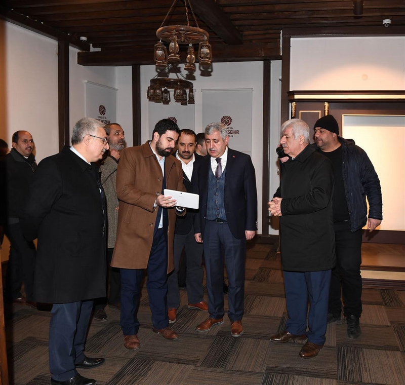 Başkan Polat, Turgut Özal Anı Evini ziyaret etti