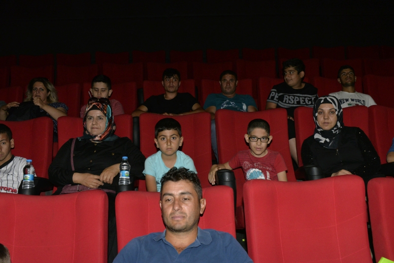 Battalgazi Belediyesi'nden Özel Çocuklara Sinema Keyfi