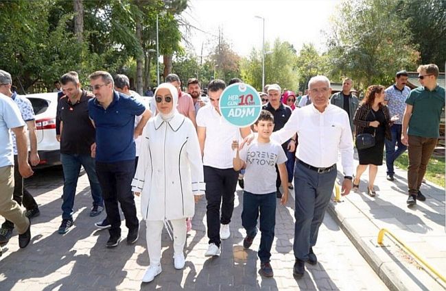  Battalgazi Orduzu Pınarbaşı’nda  'Ailelerimizle Yürüyoruz' etkinliği düzenlendi. 