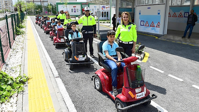 'Çocuklara Trafik Eğitimi'