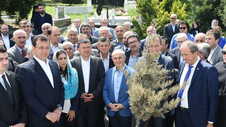 İmamoğlu, Özel Ve Ağbaba, Mevlüt Aslanoğlu’nu Mezarı Başında Andı