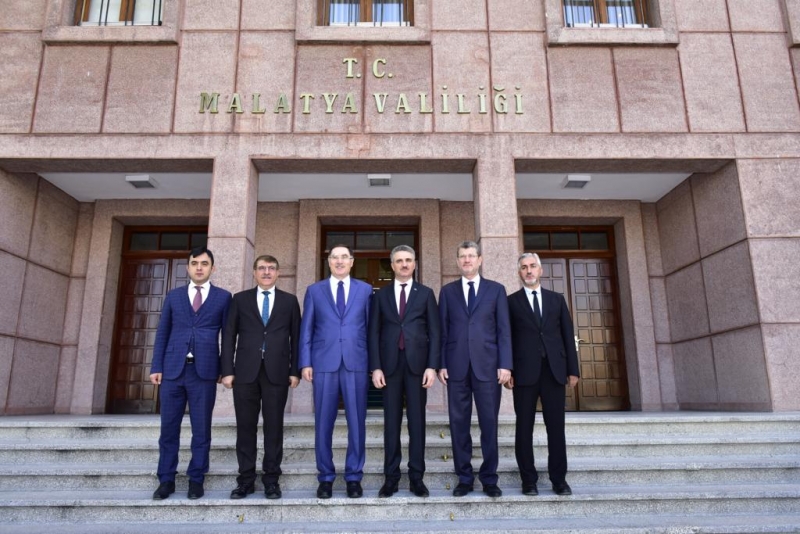 Kamu Başdenetçisi Şeref Malkoç, Vali Aydın Baruş’u Ziyaret Etti