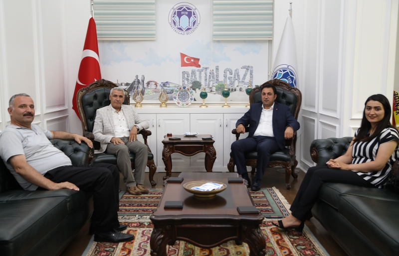 Kuluncak Belediye Başkanı Cengiz, Başkan Güder’i Ziyaret