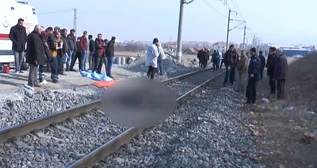 Malatya'da Feci Tren Kazası! Yaşlı Adam Hayatını Kaybetti