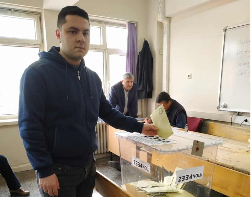 Malatya'da Oy Verme İşlemi Sürüyor