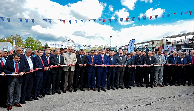 Malatya’da Tarım Fuarı’nın 12.si açıldı.