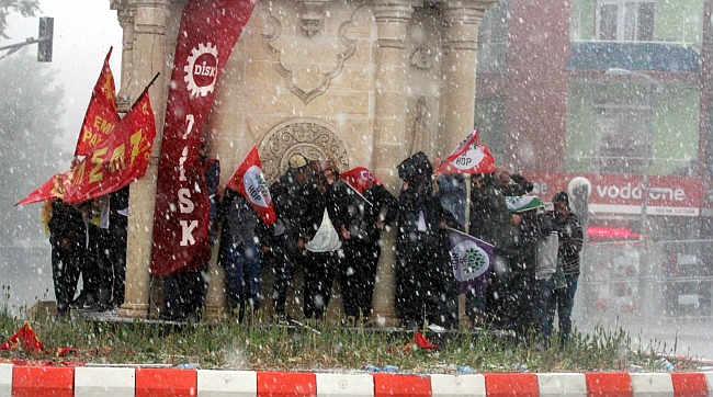 1 Mayıs Kutlamalarına Dolu Engeli!