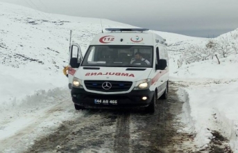 65 Yaşındaki Hastayı Battalgazi Belediyesi Ve 112 Ekipleri Kurtardı