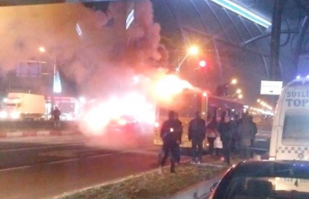 Malatya'da Yolcu Otobüsünde Yangın Çıktı