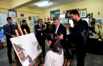 Vali Baruş'tan Abdulkadir Eriş Mesleki ve Teknik Anadolu Lisesine Zİyaret