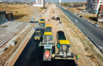 Büyükşehir Belediyesi 403 Km Asfalt Yapmış