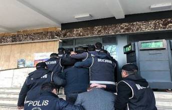 Fetöcu 13 Şüpheli Gözaltına Alındı