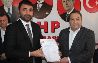 MHP'nin Töreninde Gözler Avşar'ı Aradı