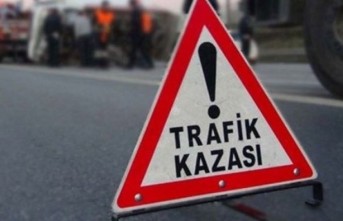 Doğanşehir Kaza! 3 yaralı... Otomobil dereye uçtu