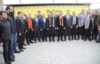 Siyasilerden Yeni Malatyaspor'a Destek Ziyareti