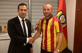 Gökhan Töre ile sözleşme yenilendi