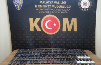 Malatya'da Çok Sayıda Gümrük Kaçağı Cep Telefonu Ele Geçirildi