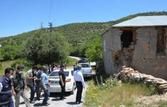 Vali Baruş, Pütürge'deki Depremzedeleri Ziyaret Ederek İncelemelerde Bulundu