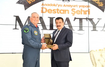 Albay Hasan Hüseyin Kanbur'dan Başkan Gürkan'a Veda Ziyareti