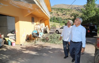 Başkan Güder Depremzede Aileleri Ziyaret Etti