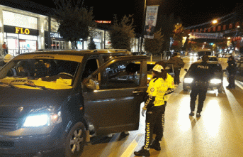 Malatya'da 77 araç sürücüsüne  66.174 TL ceza kesildi