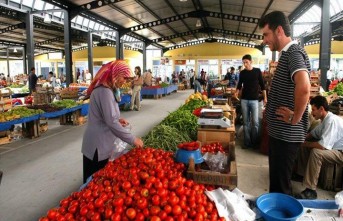 Malatya'da Pazar Yerlerinde Sigara İçilmesi Yasaklandı