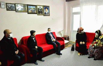 Başkan Çınar'dan  Şengöl Çiftine Ziyaret