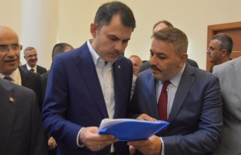 Başkan Sadıkoğlu, Şehrin Taleplerini Bakan Kuruma Sundu