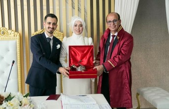 Yeşilyurt Belediyesi Evlendirme Dairesinde 5 Mayıs Yoğunluğu