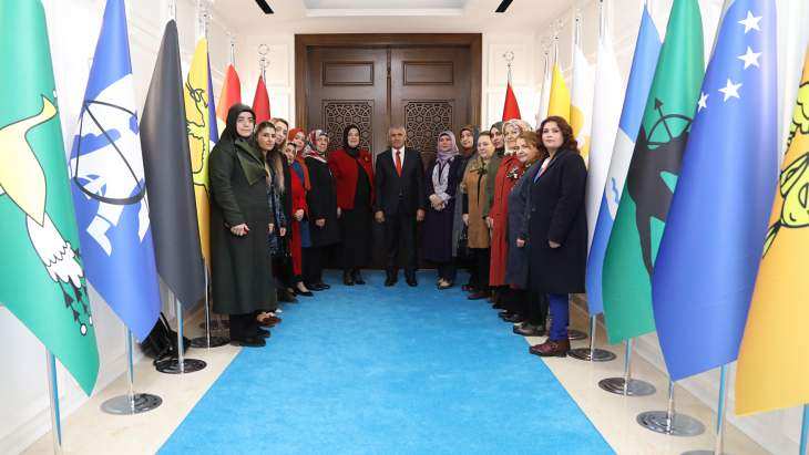 AK Parti Kadın Kollarından Başkan Güder'e Ziyaret