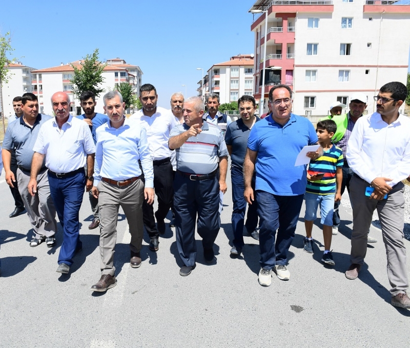 Başkan Çınar, madde ve sokaklarda devam çalışmaları inceledi